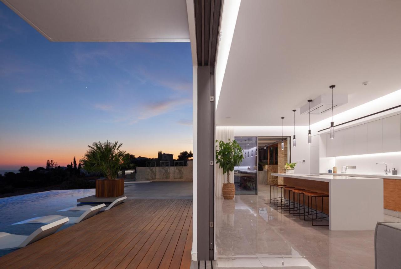 Villa Euphoria Paphos Ngoại thất bức ảnh